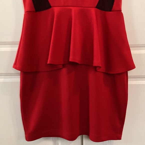 LOVE CULTURE💫 Women’s Sexy♥️Red/Black Peplum Style Stretchy Dress - Picture 4 of 8